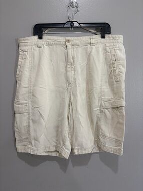 Tommy Bahama Relax Cargo Shorts size 38